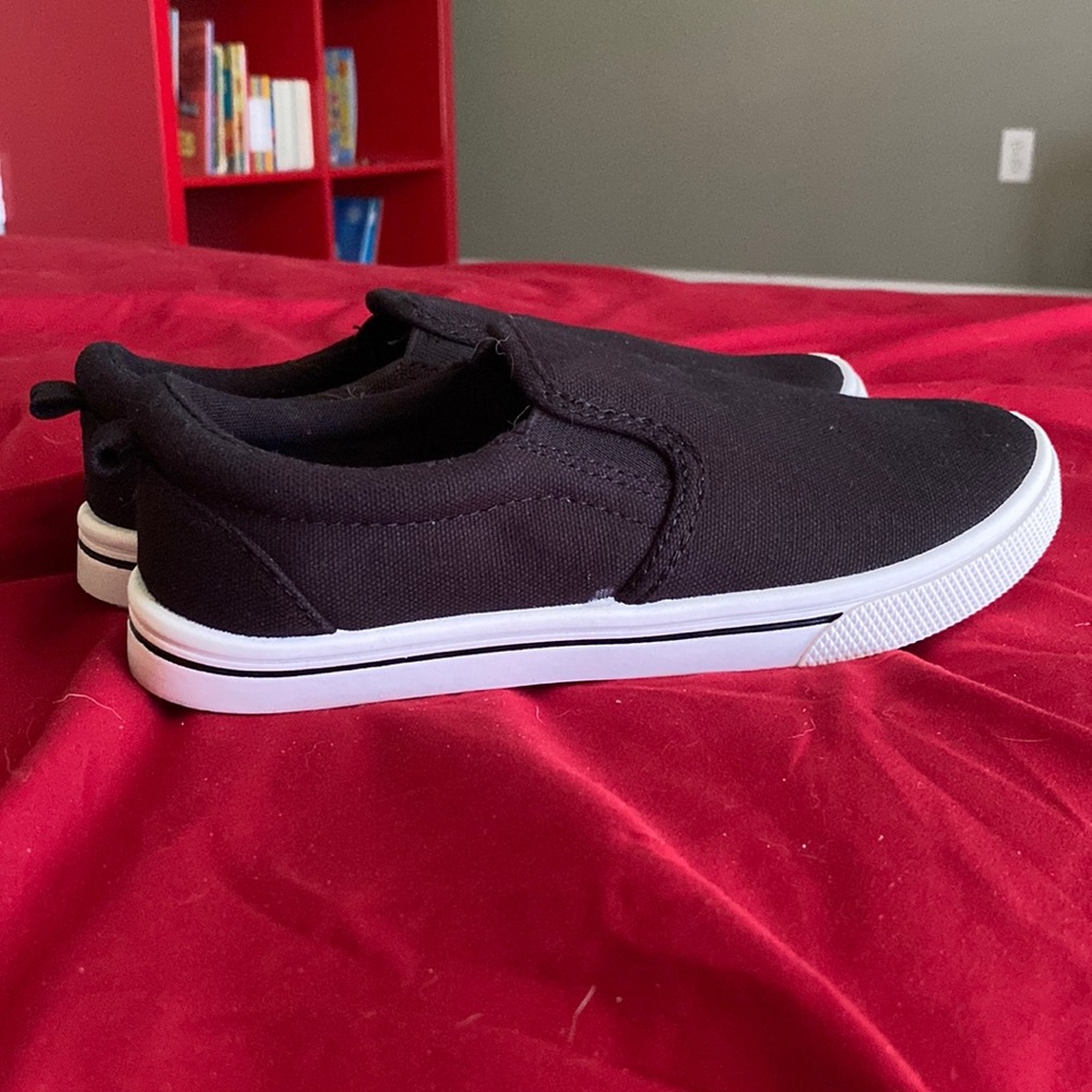 Cat & Jack Black slip ons